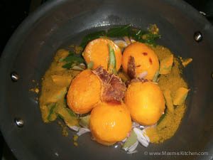 mambazha pulissery (ripe mangocurry)
