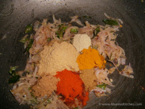 Prawns in Coconut Milk Curry (Sri Lankan Style)