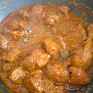 Kashmiri Butter Chicken / Kashmiri Chicken Curry