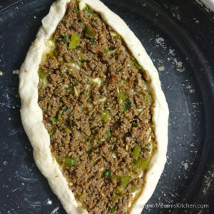 Turkish Pide / Turkish Pizza